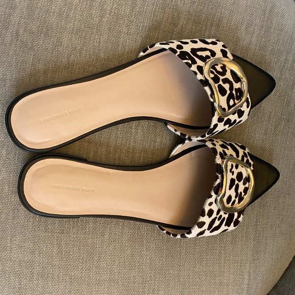 Something Navy Cassie Genuine Calf Hair Slide Sandal EUC - Picture 6 of 14